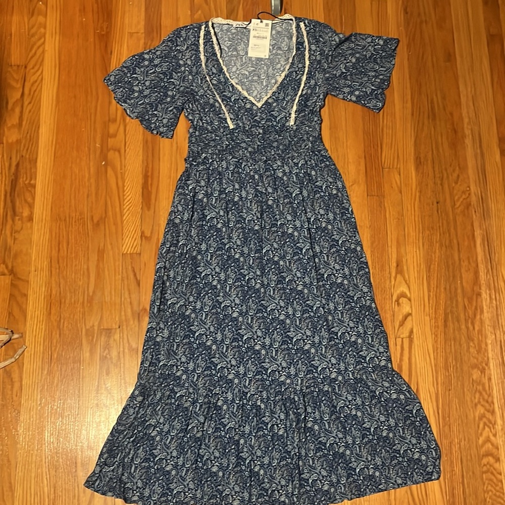 Zara Blue Paisley V-Neck Midi Dress